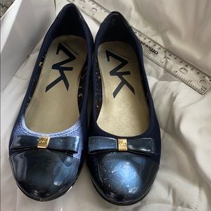 Multi fabric cute flat